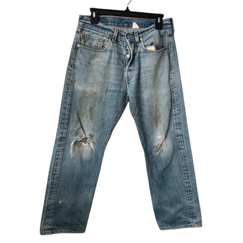 VTG Levi’s 501 Jeans Mens 32X31 Blue Denim Distress Straight Leg Medium Wash